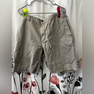 Dockers, khaki shorts, grey size 36
